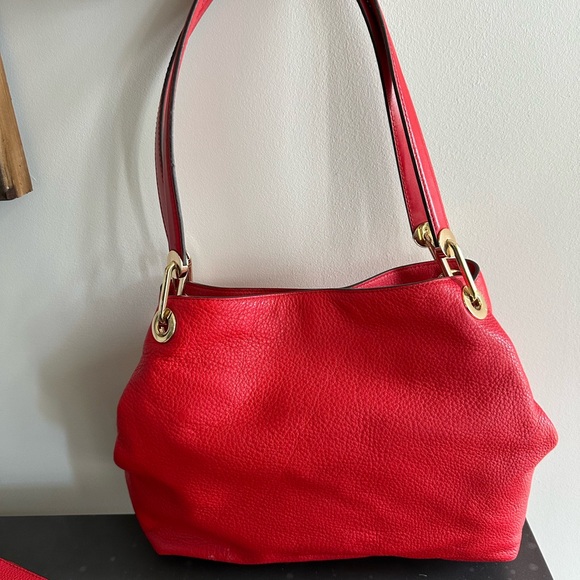 Michael Kors Raven purse and wallet - Picture 3 of 11